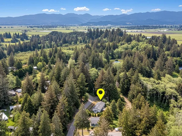 1915 Deer Rd, Tillamook, OR 97141