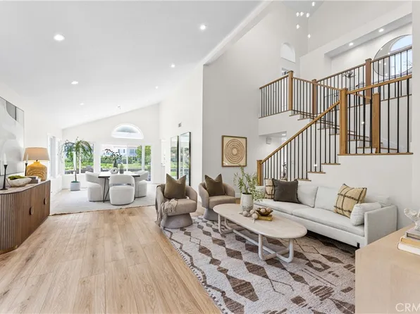 8 Del Rey #17, Irvine, CA 92612