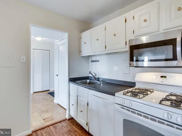 5340 Holmes Run Py Unit 1619, Alexandria, VA 22304