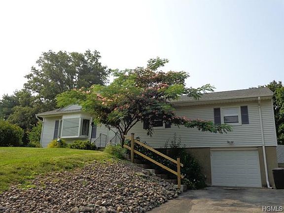 2nd image of 18 Birchwood Dr