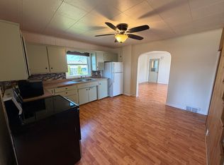 67 E Stephenson Ave, Gwinn, MI 49841