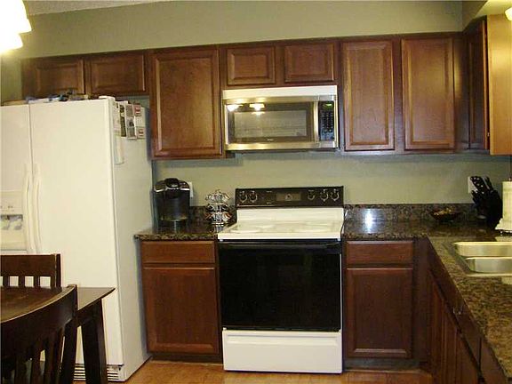 4th image of 4904 Grand Terre Dr