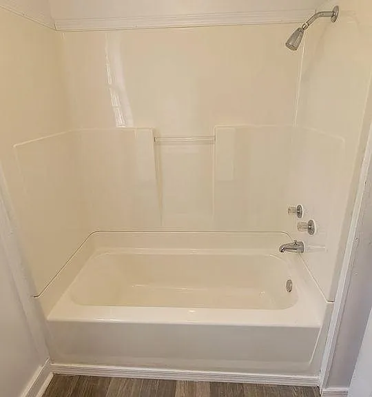 1019 Bolling St — Photo 7