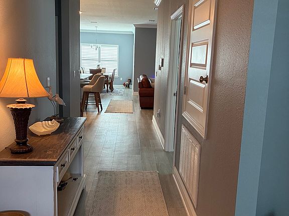 5th image of 4154 Montague Dr