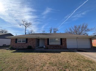 6912 Chippendale Dr, Fort Worth, TX 76134