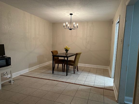 5th image of 5739 Harefield Dr #2