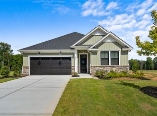 232 Creekside Cir, Williamston, SC 29697