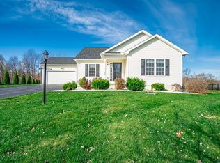 28 Dormie Ave, Clifton Park, NY 12118