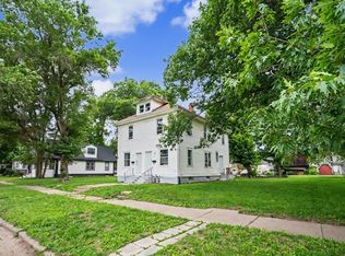 921 12th Ave, Rock Island, IL 61201