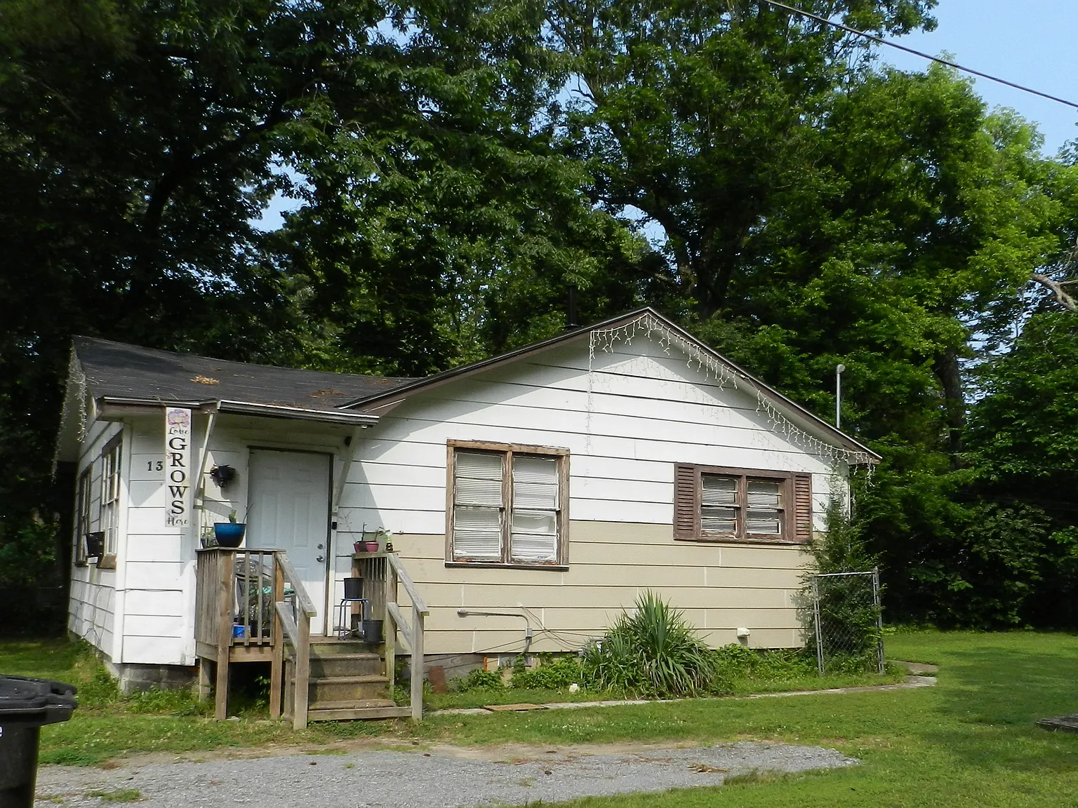 136 Joiner, Jax - 136 Joiner, Jax — Photo 2