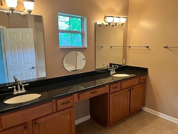 5th image of 1325 Stone Rd APT 204