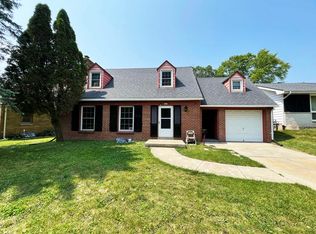 5473 N Milwaukee River Pkwy, Milwaukee, WI 53209