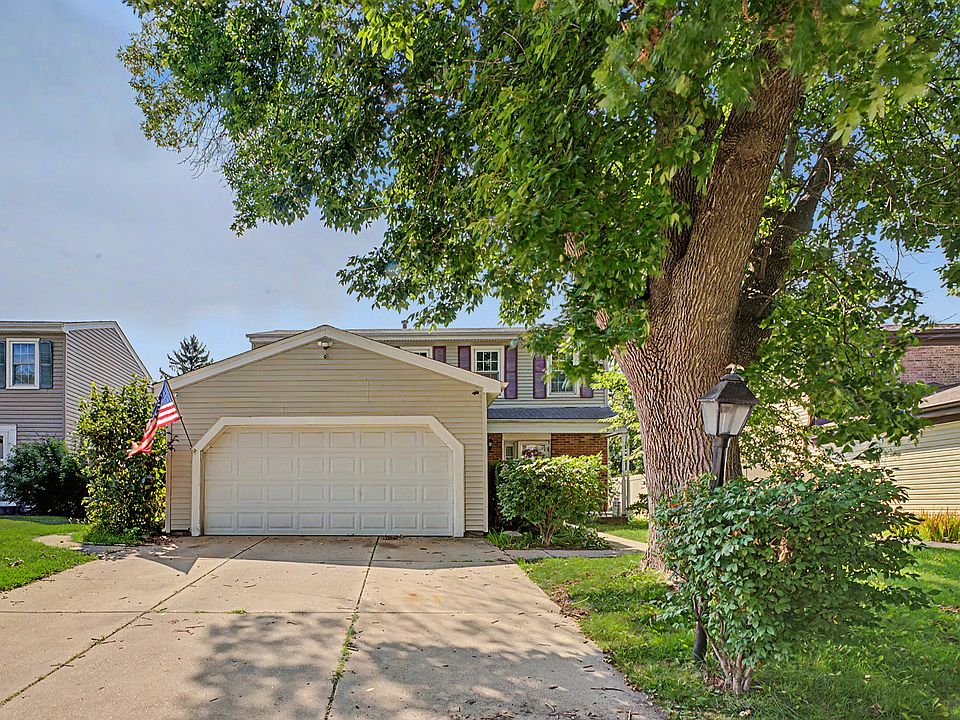 1st image of 520 Dover Dr