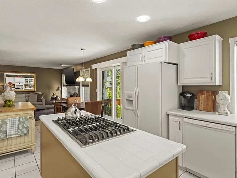 5392 SE 13th Ct — Photo 14