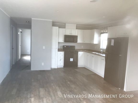 4th image of 742 S Holmes Dr #185