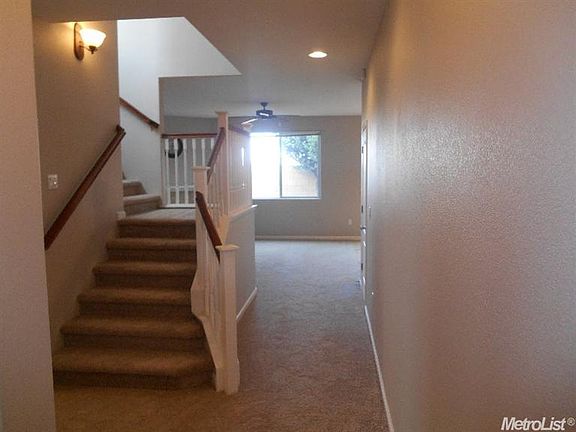 3rd image of 4112 Malta Island St
