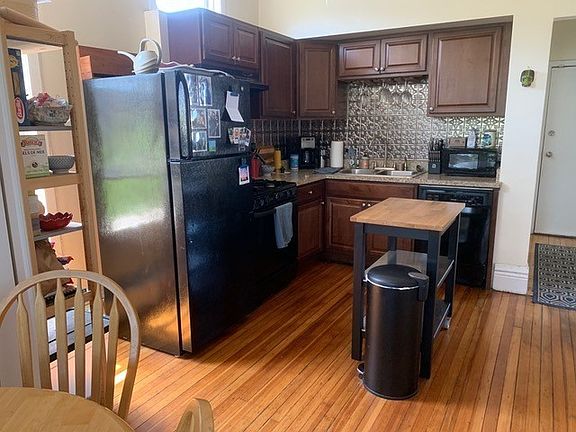 4th image of 1532 N Western Ave APT 3f