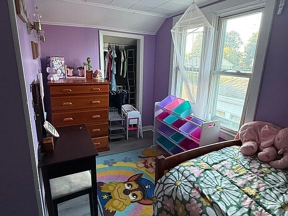 4th image of 144 Prospect Ave