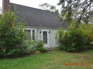 18 Skyline Dr, Danbury, CT 06810