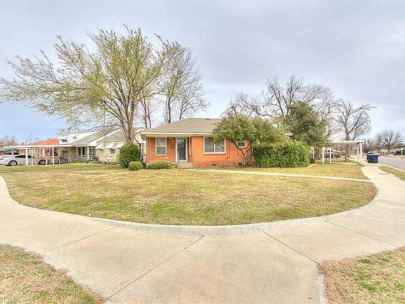 2nd image of 633 SW 51st St