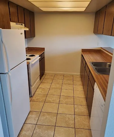 5-1290 Bundy Ct #5 — Photo 7