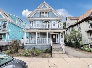 87 Lonsdale St, Dorchester, MA 02124