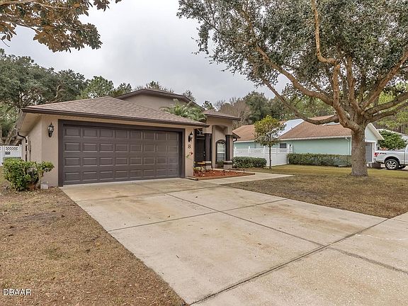 3rd image of 8 Pine Trail Cir