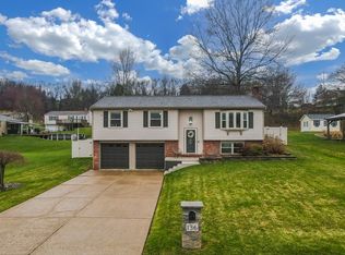 136 Ridgewood Dr, Freedom, PA 15042
