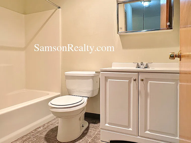282 Roger Williams Ave #26 — Photo 10