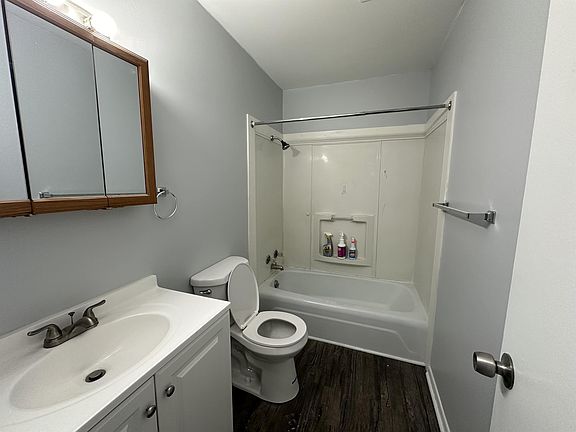 5th image of 205 Long St #11167280