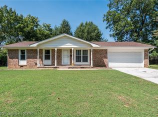 1732 Eastgate Est, Van Buren, AR 72956