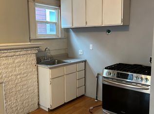 2155 NW Everett St #10, Portland, OR 97210