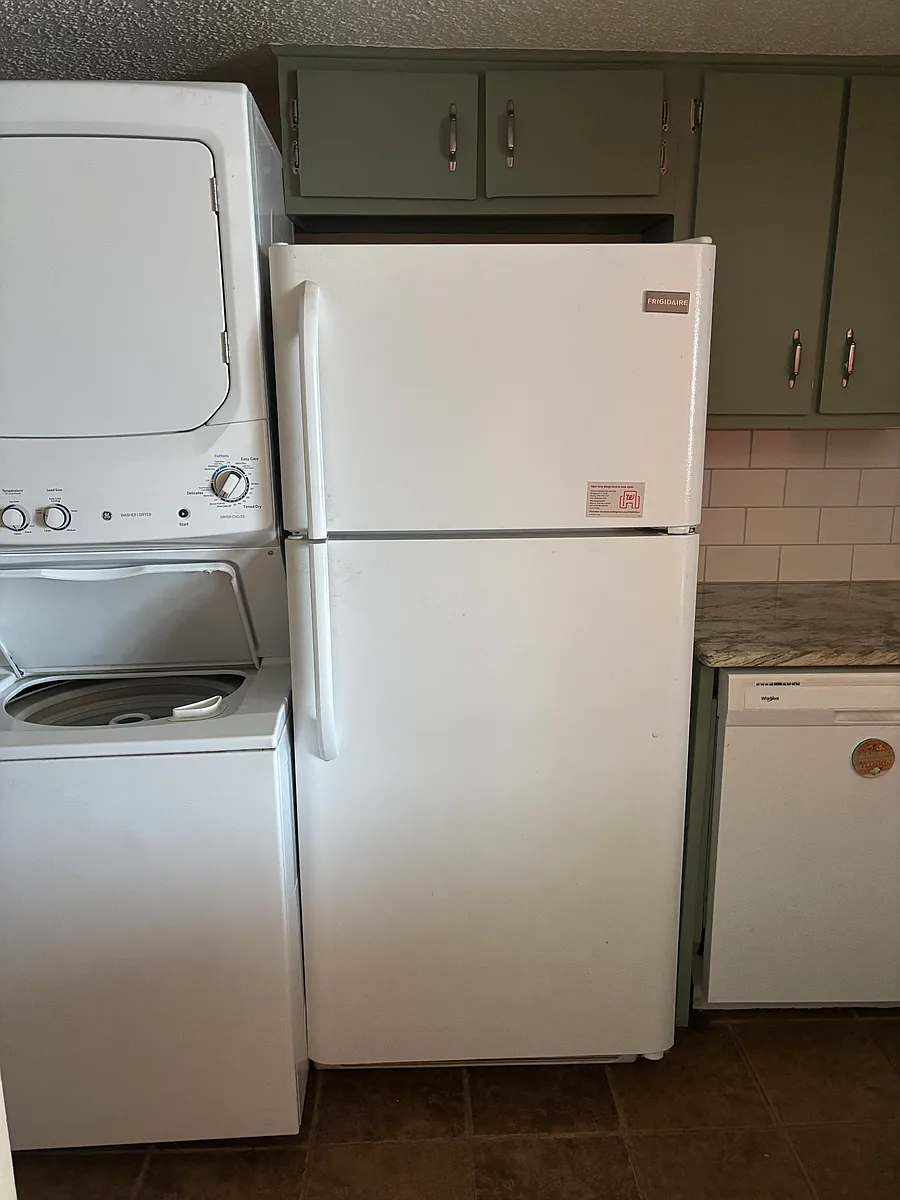 Building Photo - 106 Harbor Dr #115