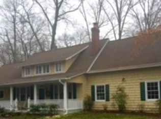 7514 Masonville Dr, Falls Church, VA 22042