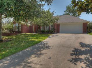 163 April Waters Dr N, Montgomery, TX 77356