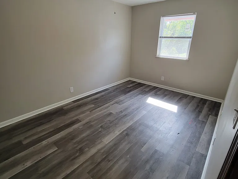 5725 Leavenworth Rd #4 — Photo 15