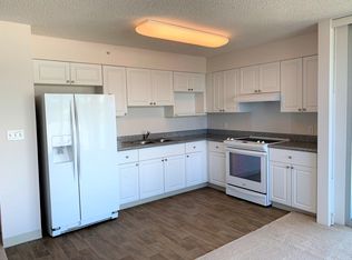 801 South St #4727, Honolulu, HI 96813