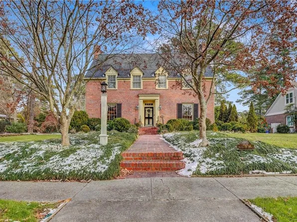 604 W Riverview Dr, Suffolk, VA 23434