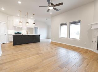 10353 SW 55th Ter, Mustang, OK 73064