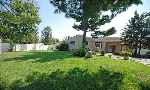 1 Ellis Ct Photo 1