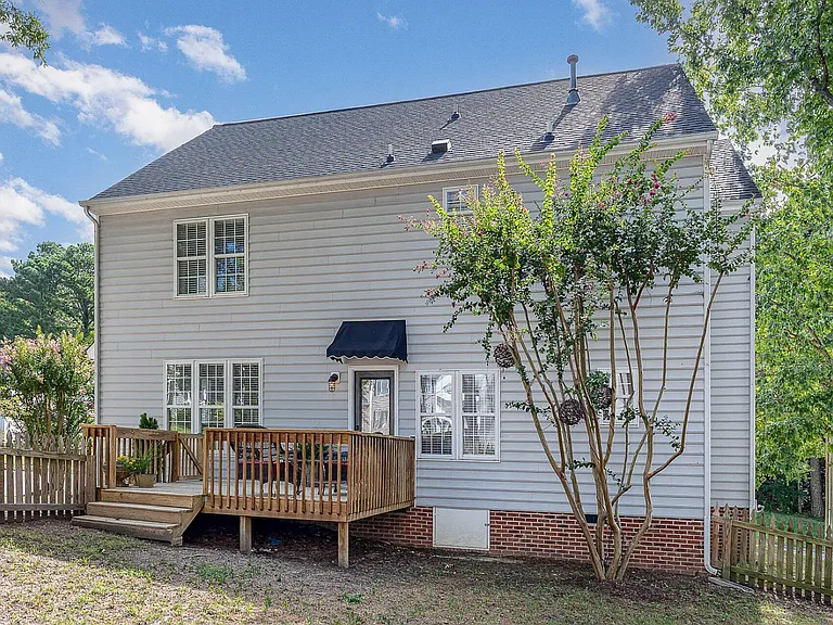 8400 Hobhouse Cir — Photo 22