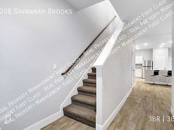 3rd image of 7208 Savannah Brks