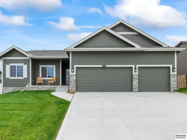 9311 S 179th St, Omaha, NE 68136