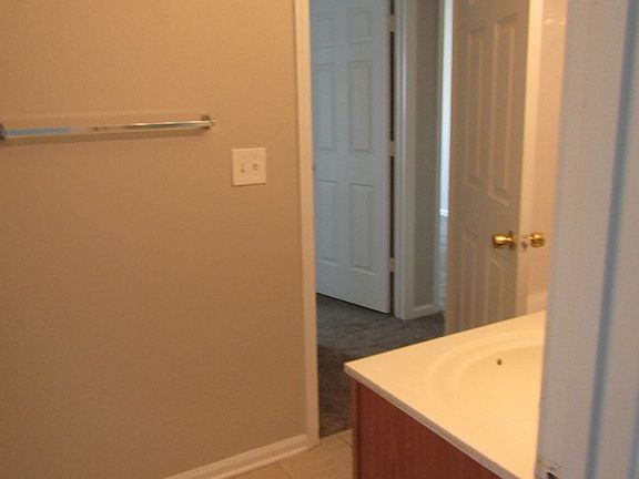 5th image of 1244 Corkwood Cir
