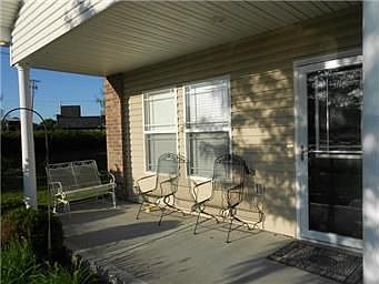 3rd image of 4715 S Union Ave #D8l