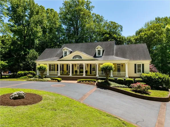 1263 Murphys Mill Rd, Suffolk, VA 23434