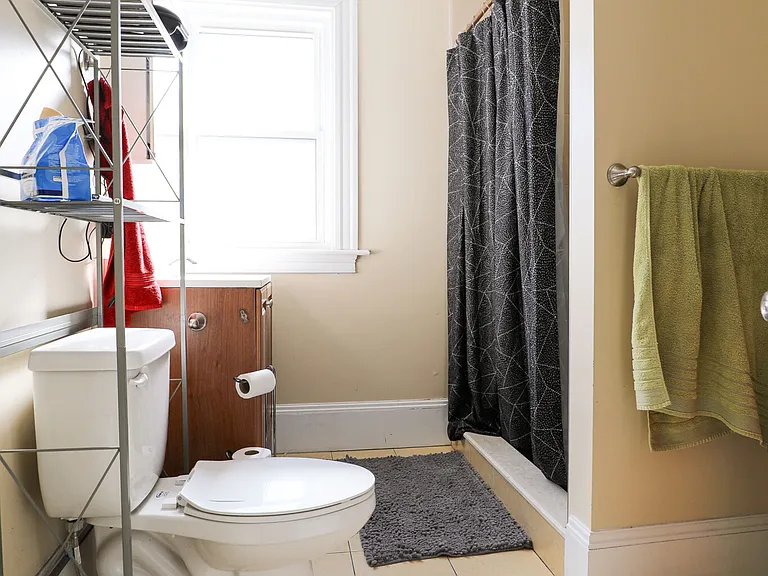 66 Parsons St #2 — Photo 4