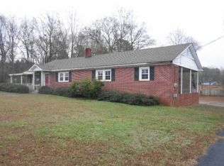145 Bishop Dr, Chesnee, SC 29323