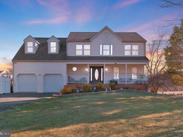 83 Autumn Dr, Stafford, VA 22556