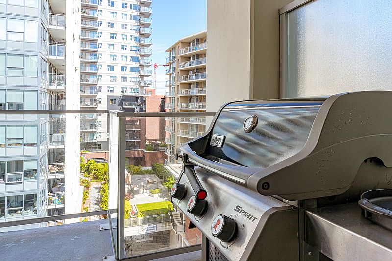 Victoria Apartment for rent - 2 Bedrooms — photo 40